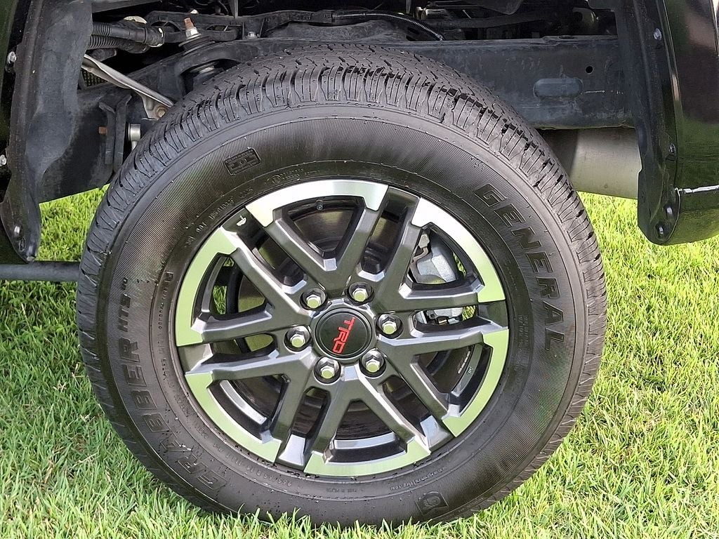 2025 Toyota Tacoma Hybrid TRD Sport