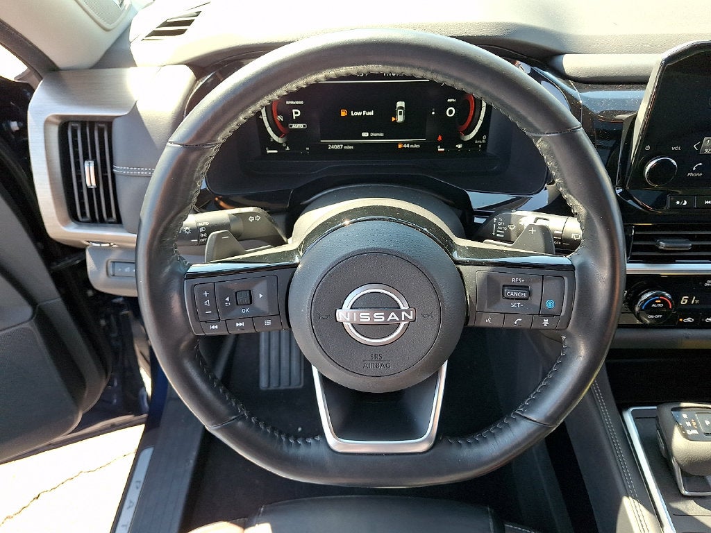 2023 Nissan Pathfinder Platinum