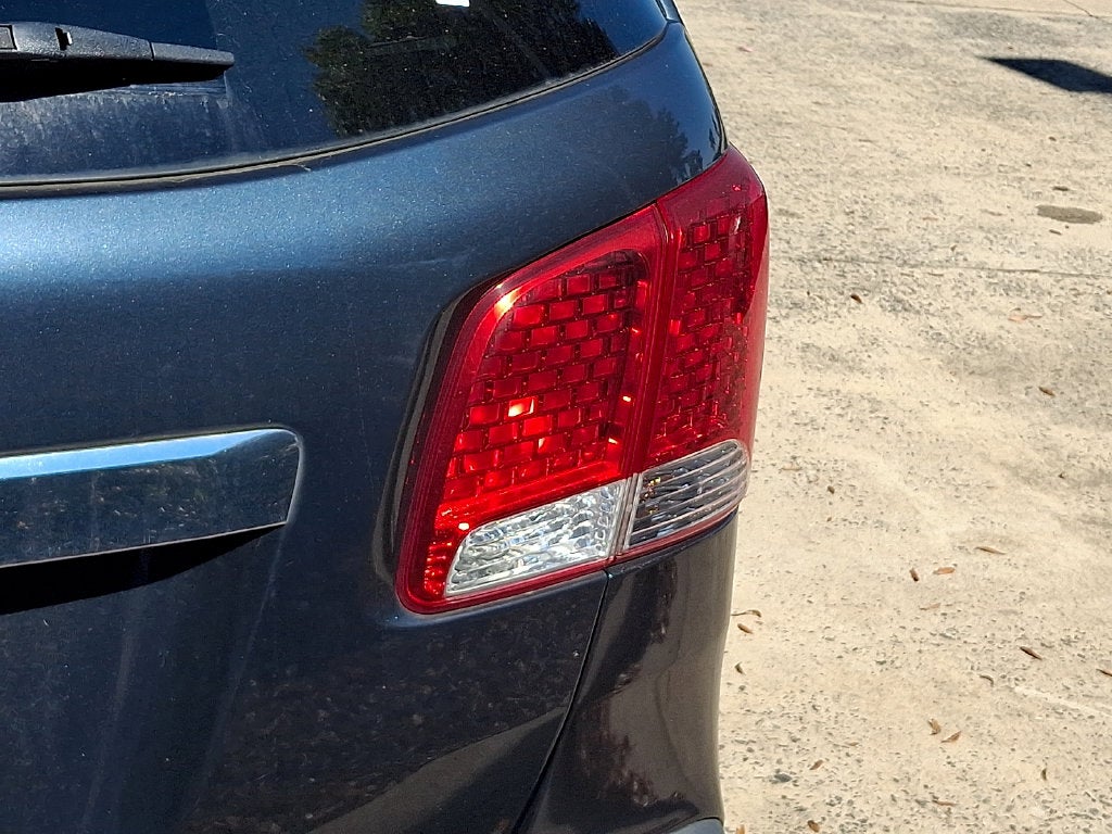 2011 Kia Sorento LX