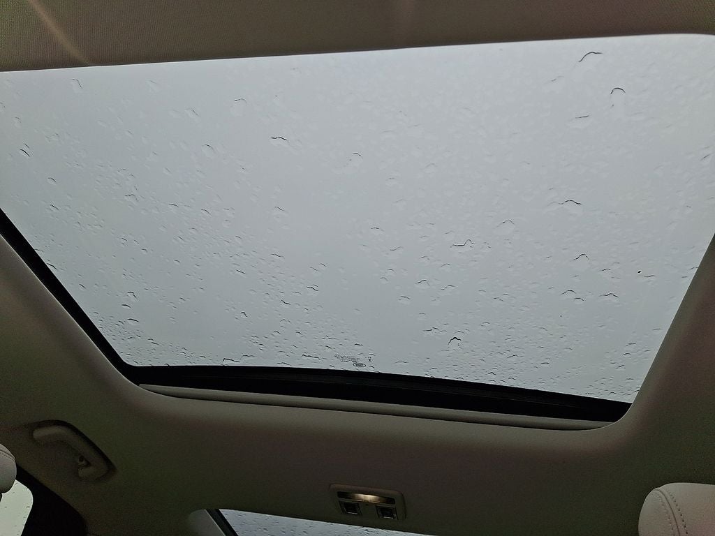 2024 Land Rover Discovery S