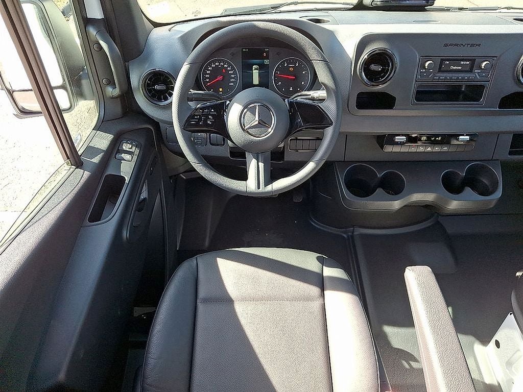 2025 Mercedes-Benz Sprinter 2500 Cargo 170 WB High Roof