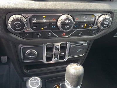 2025 Jeep Wrangler 4-Door Summit 4x4
