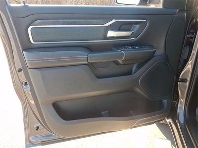 2022 RAM 1500 Big Horn Quad Cab 4x2 6'4' Box