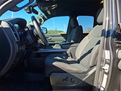 2022 RAM 1500 Big Horn Quad Cab 4x2 6'4' Box