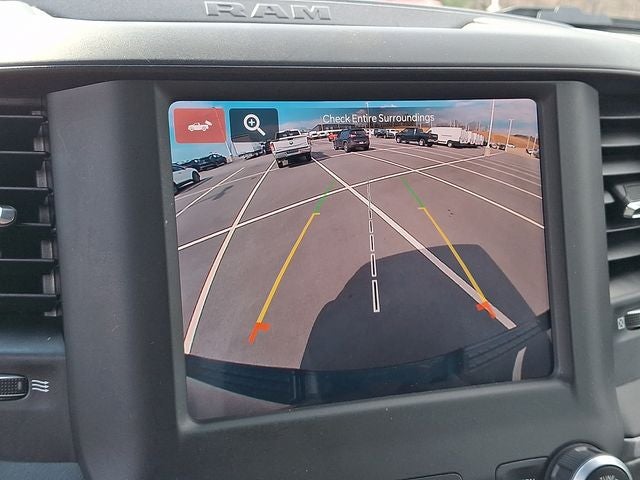 2023 RAM 1500 Tradesman Crew Cab 4x4 5'7' Box