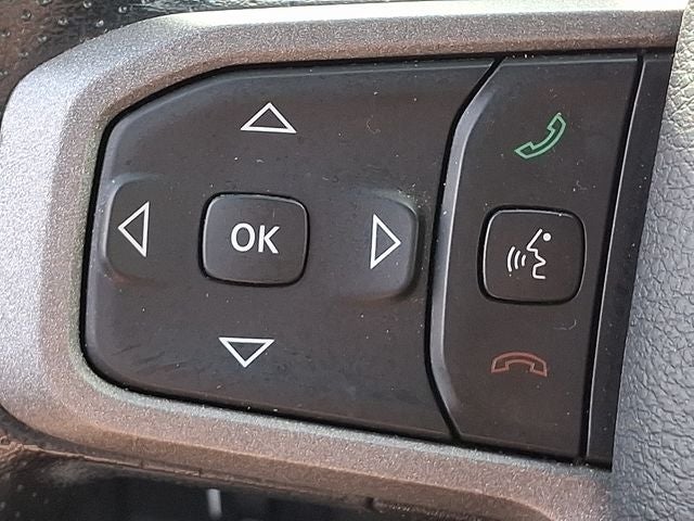 2023 RAM 1500 Tradesman Crew Cab 4x4 5'7' Box