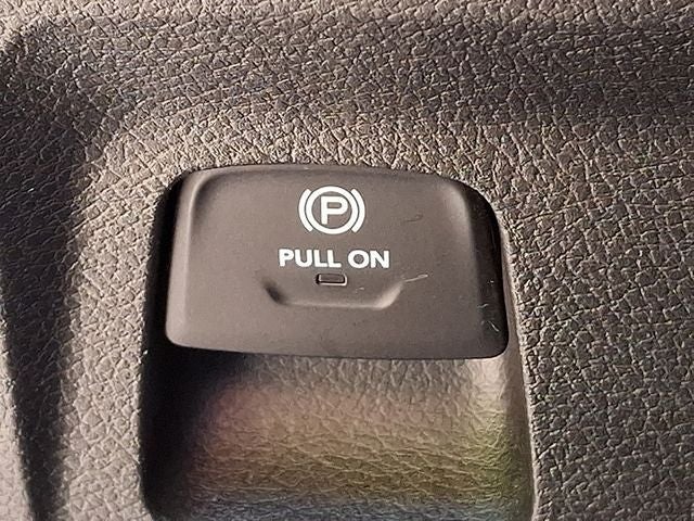 2024 RAM 1500 Laramie Crew Cab 4x4 5'7' Box