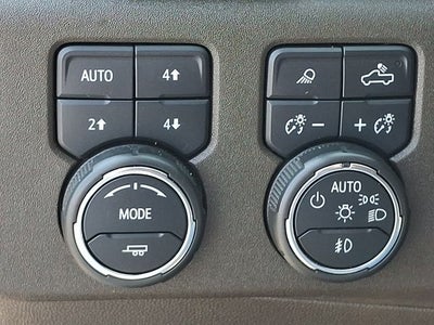 2023 Chevrolet Silverado 1500 4WD Crew Cab Short Bed LTZ