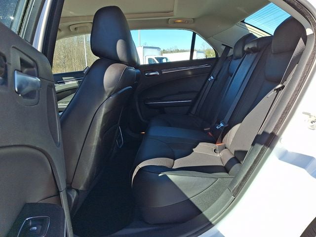 2023 Chrysler 300 Touring L AWD