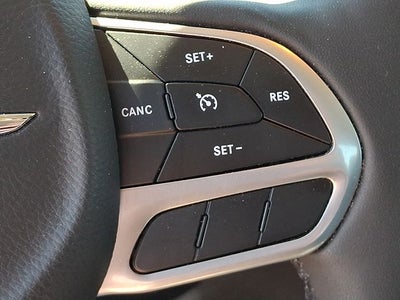 2023 Chrysler 300 Touring L AWD