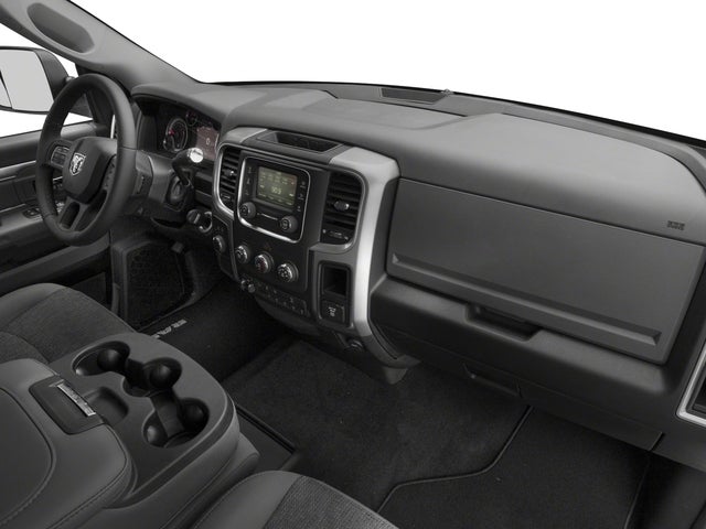 2017 RAM 3500 SLT Crew Cab 4x4 6'4' Box