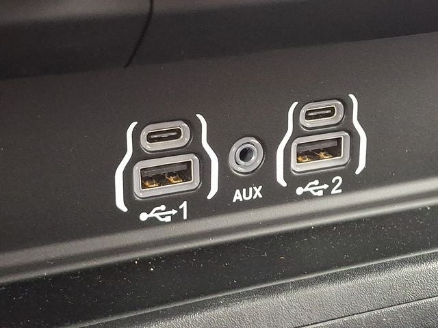 2025 RAM 3500 Big Horn Crew Cab 4x4 8' Box