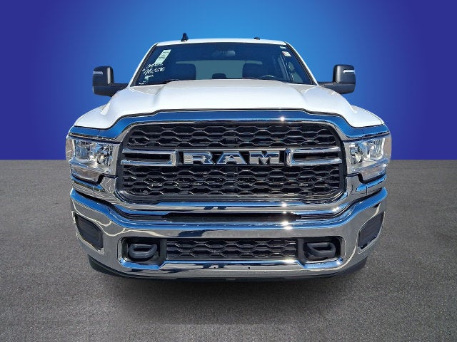 2023 RAM 2500 Tradesman Crew Cab 4x4 8' Box