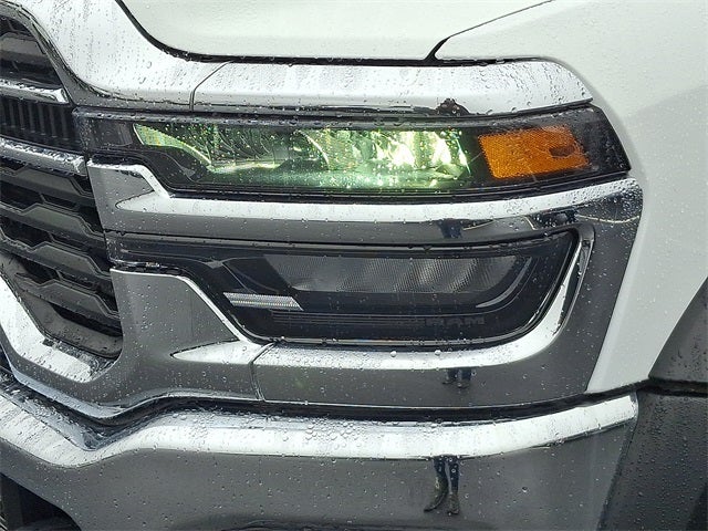 2025 RAM 5500HD Tradesman/Big Horn