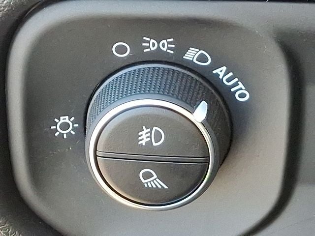 2025 RAM 5500HD Tradesman/Big Horn