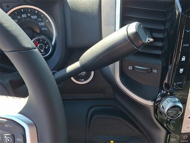 2025 RAM 5500HD Tradesman/Big Horn